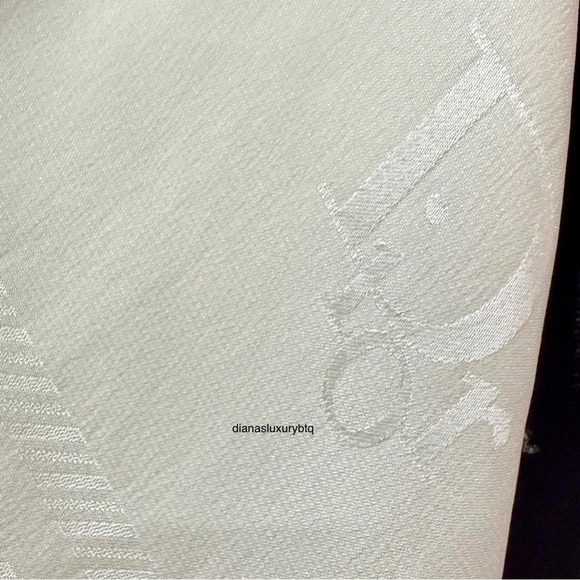 Christian Dior Mint Green Scarf - Picture 9 of 14